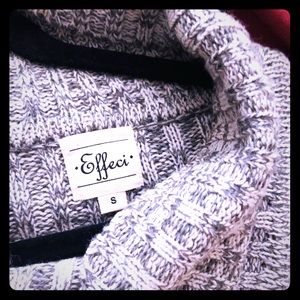 Button sweater with pockets